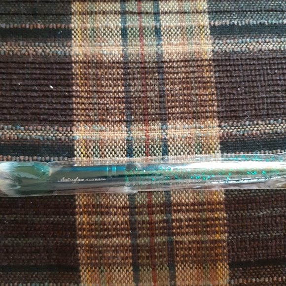 Ispy Bag and four items - Picture 4 of 10